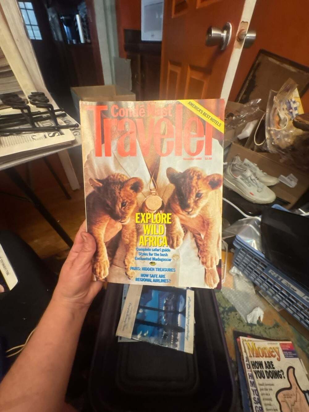 Conde Nast Traveler Magazine November 1988 Issue